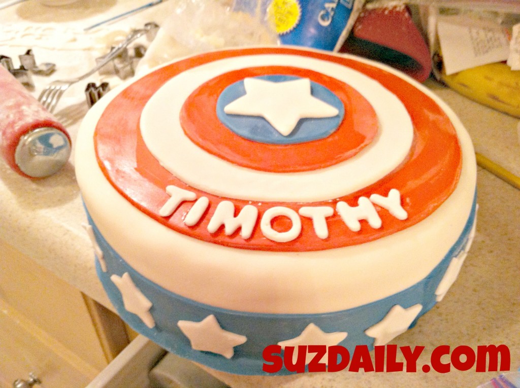 capatain america cake 3