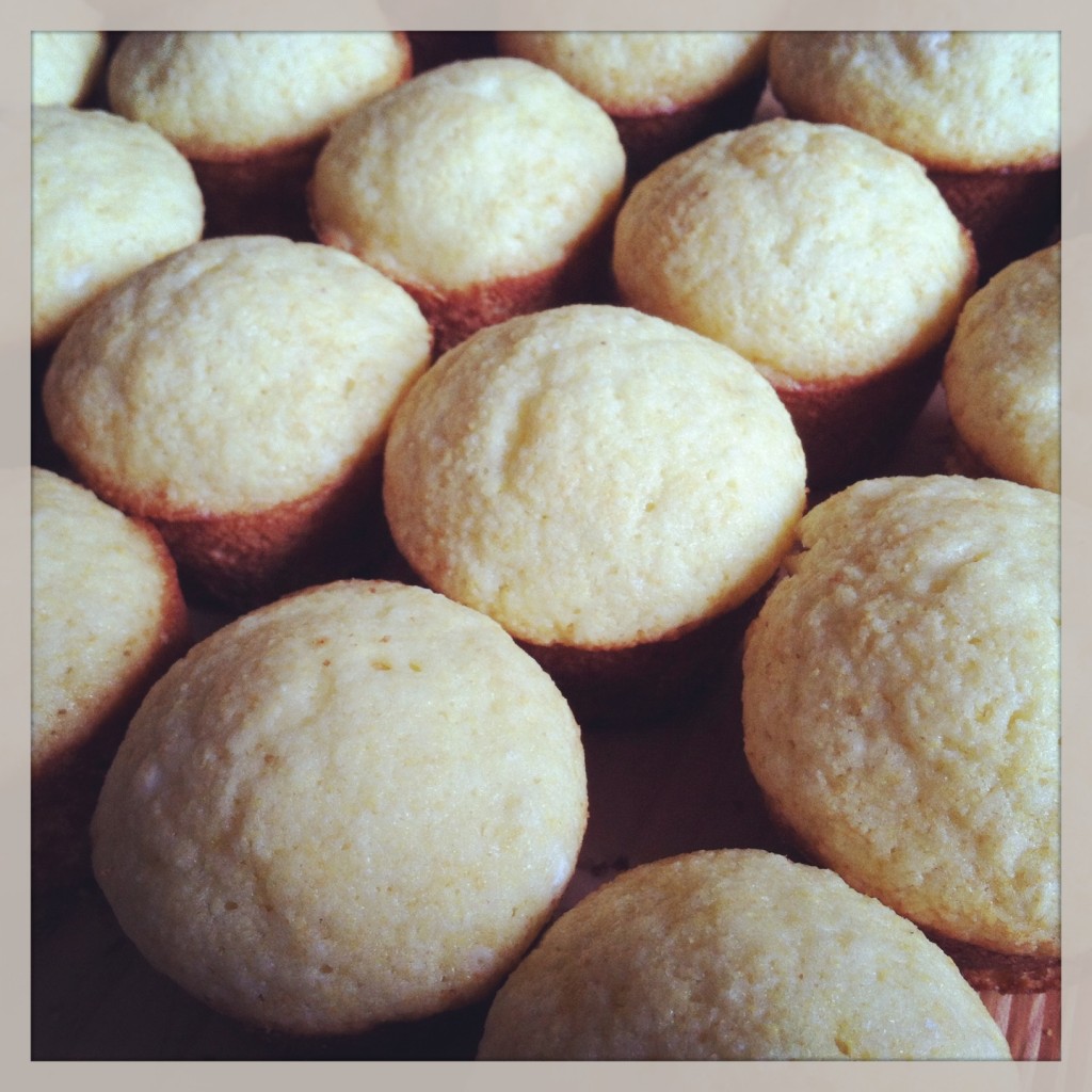 mini cornbread muffins