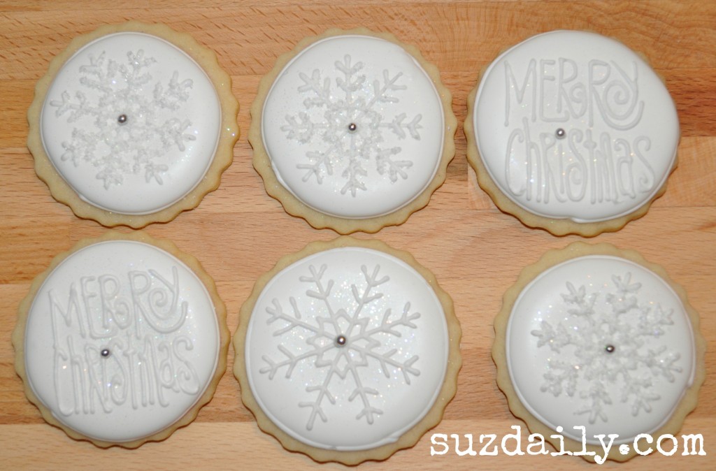 whiteonwhitechristmascookies2